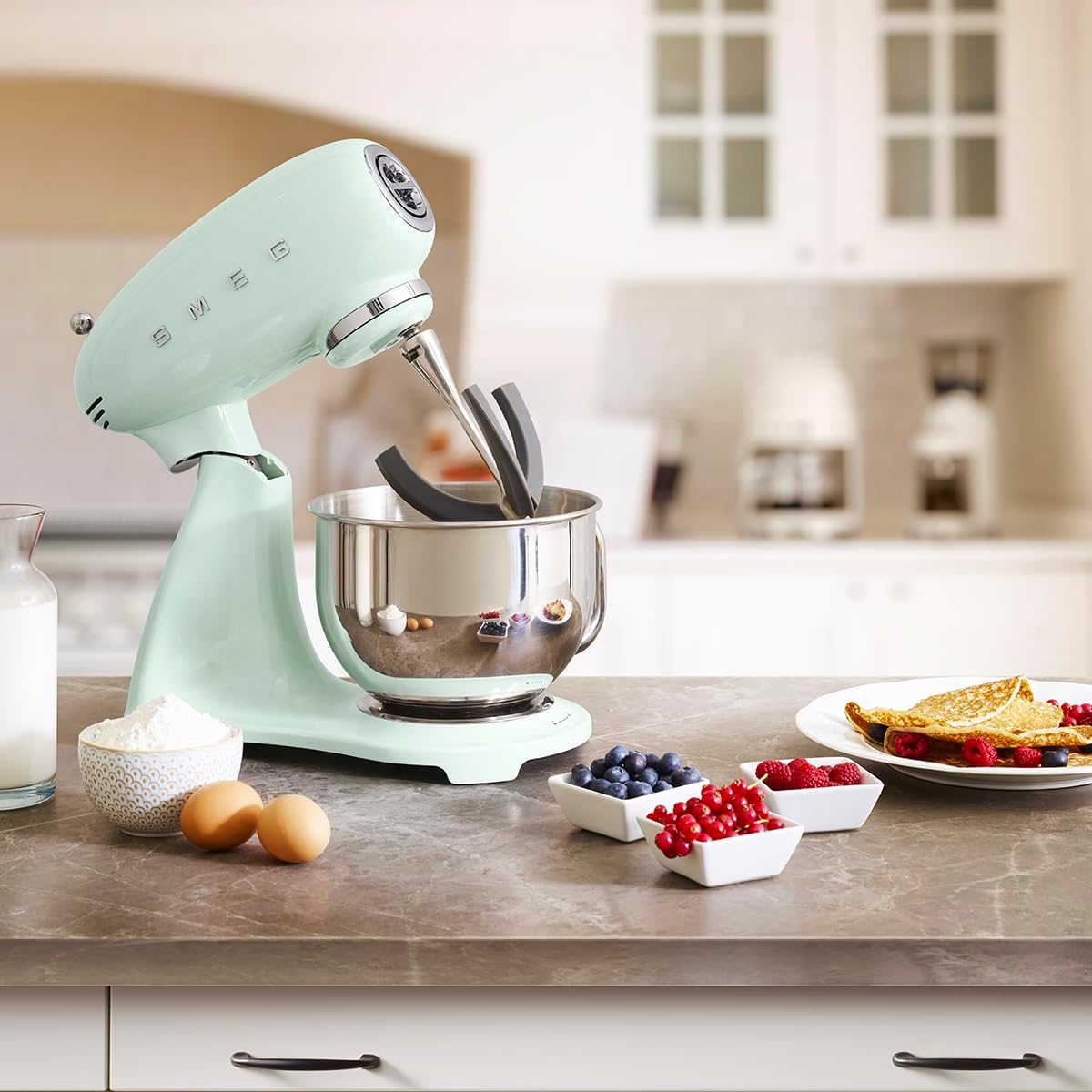 Smeg 50's Retro Stand Mixer (Pastel Green)