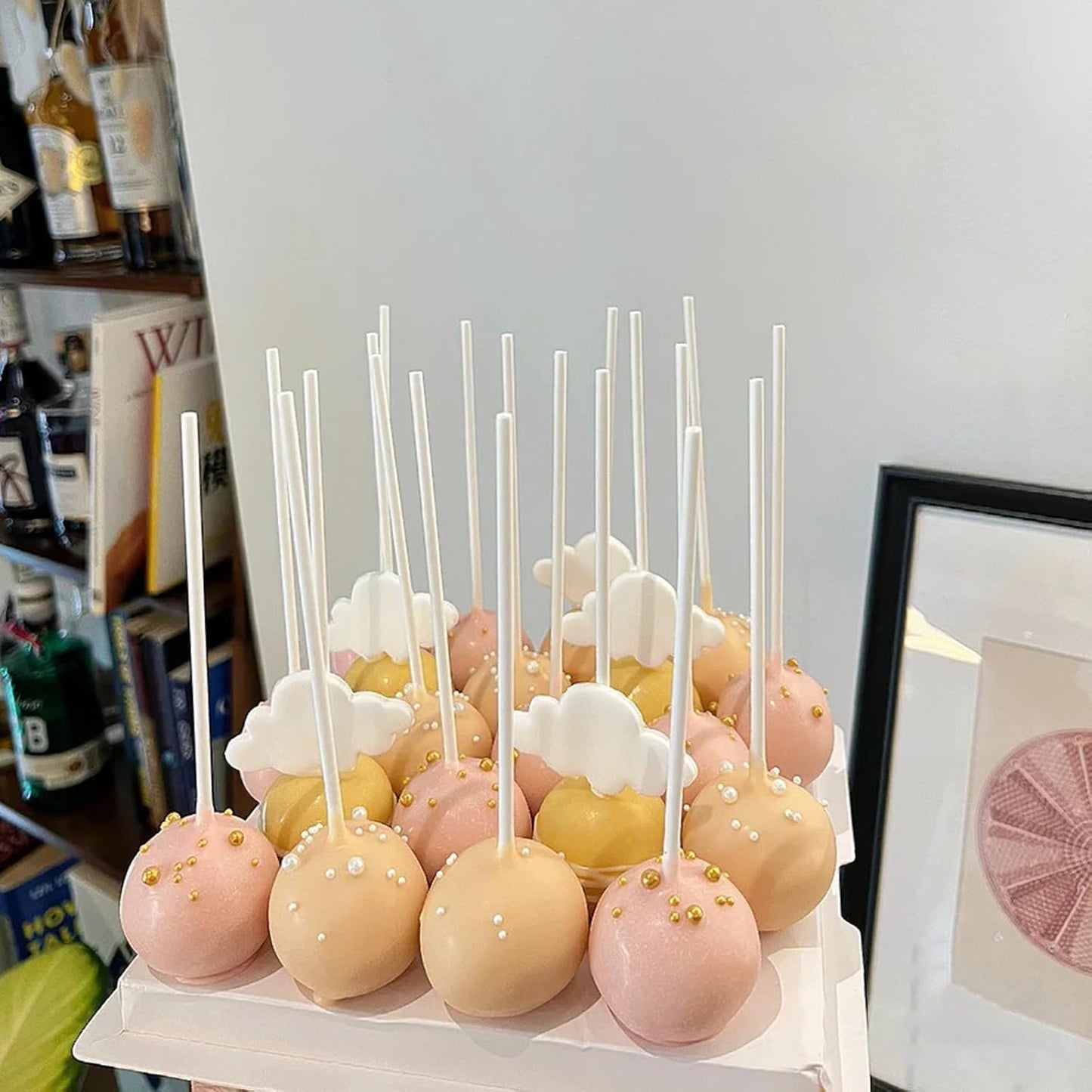 Cake Pop Kit, 100 6 inch Cake Pop Sticks, 100 Cake Pop Bags, 100 Twist Ties, 1 Cake Pop Mold Roller, Cake Pop Maker for Cake pops, Lollipop, Candies, Chocolates and Cookies (Pink)