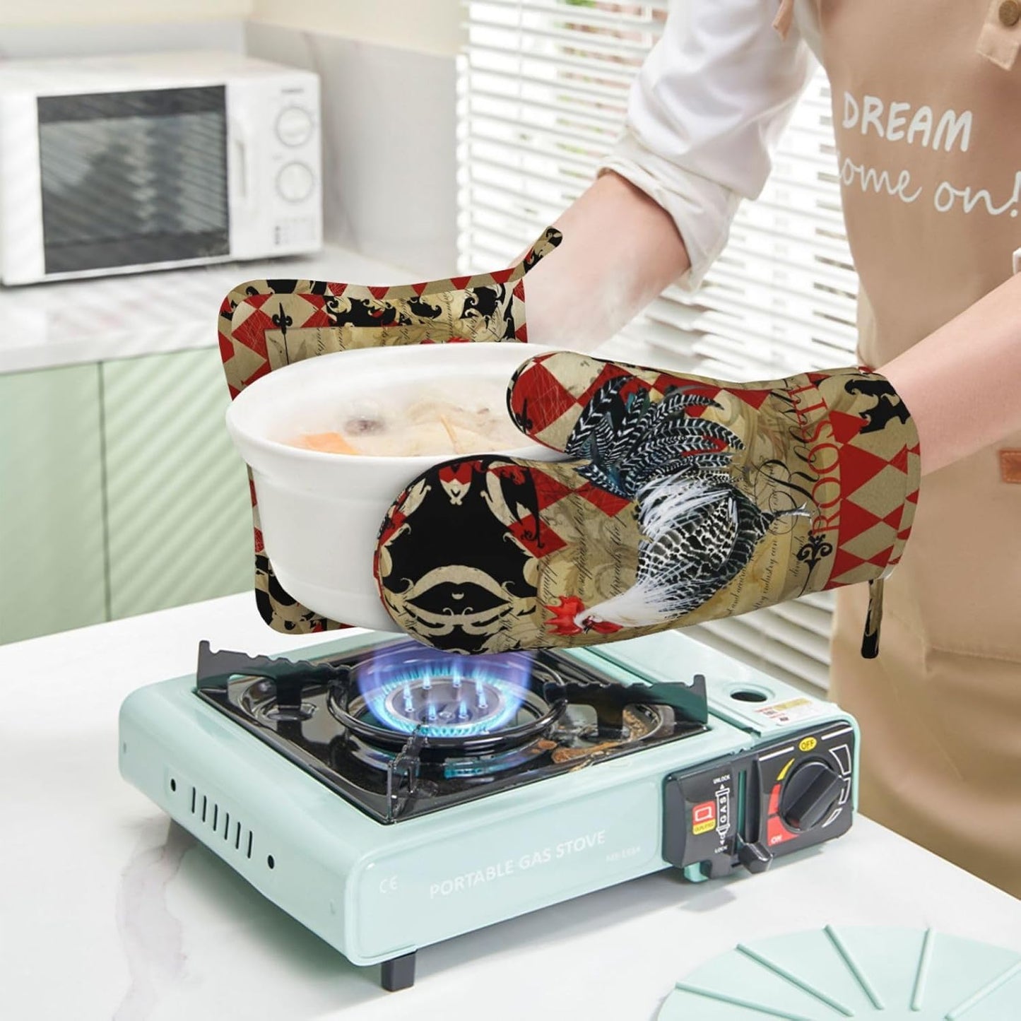 Rooster Print Oven Mitts and Pot Holders Sets Silicone Rooster Kitchen Mitts Potholders Heat Resistant 4Pcs Oven Gloves Hot Pads for Kitchen Baking Cooking BBQ Grilling