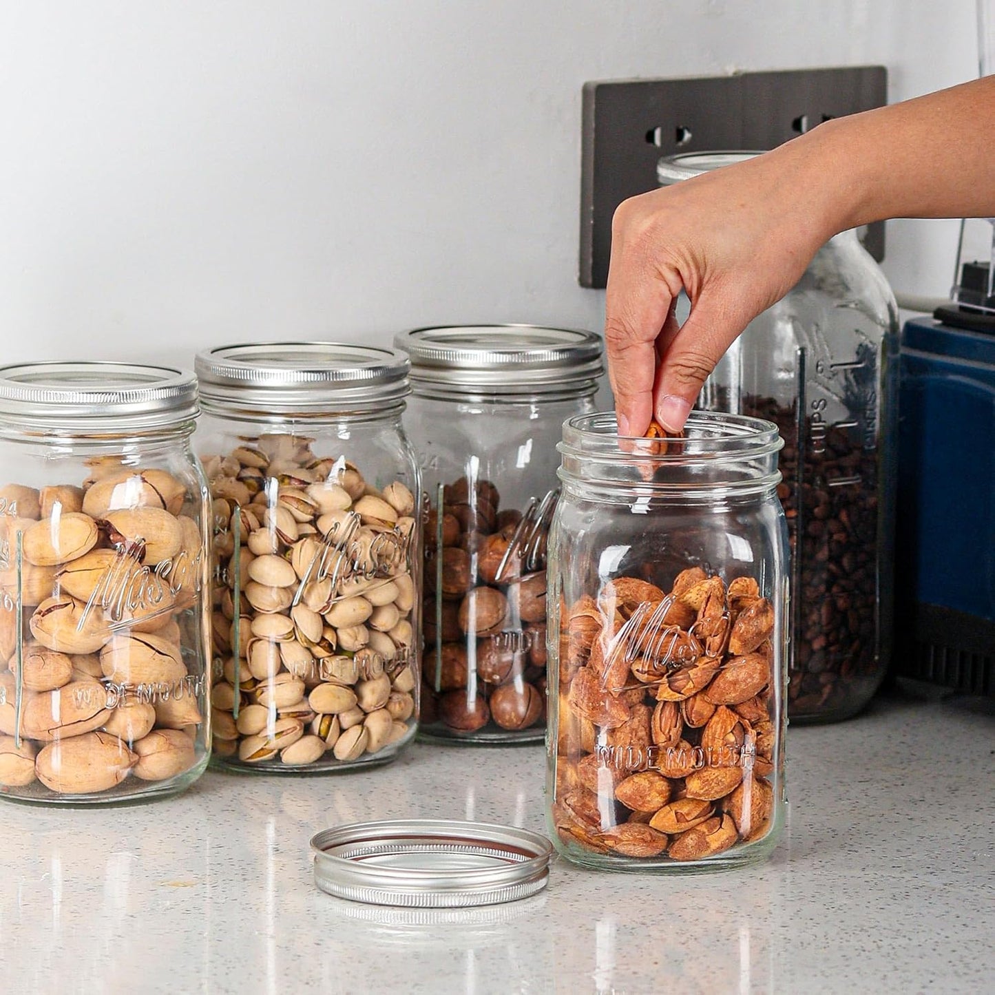 Wide Mouth Mason Jars 32 oz - 12 Pack Large Glass Mason Jars with Airtight Lids and Bands, 1 Quart Glass Jars for Pickling, Canning, Fermenting and Food Storage, Microwave & Dishwasher Safe