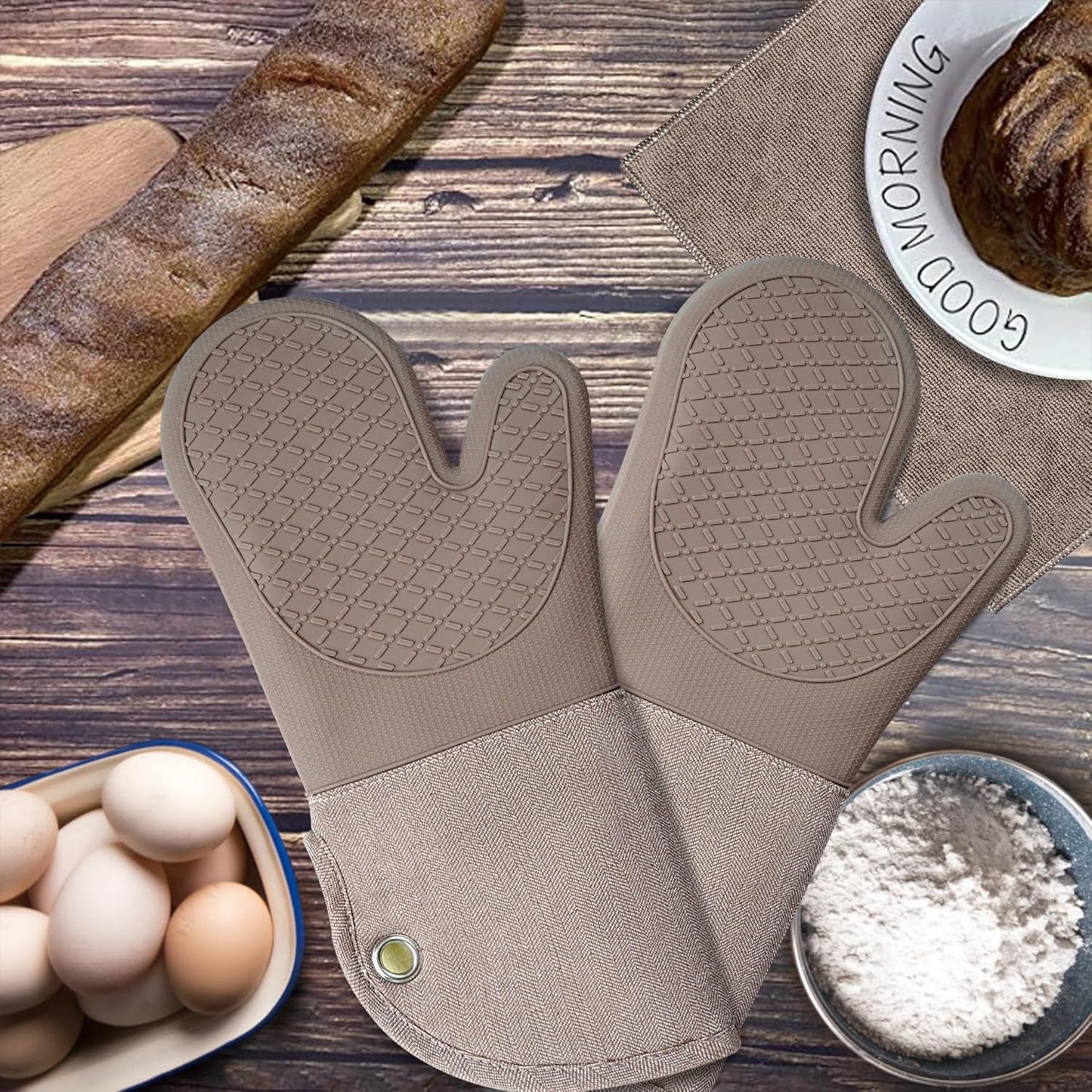 Professional Microwave Silicone Oven Mitts one Pair, Kitchen Mitten Set for Heat Resistant with 500 Degrees, Kitchen Gloves Pot Holder for BBQ Cooking Baking (Khaki)