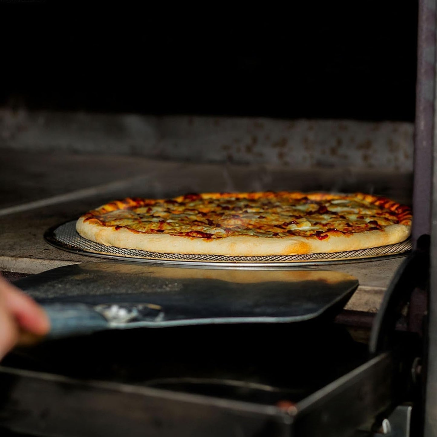 14-inch Aluminum Pizza Screen | Commercial Grade Pizza/Baking Screen for Oven | Pizza Baking Tray for Home And Restaurant | Round, Aluminum, 14-inch [1PK]