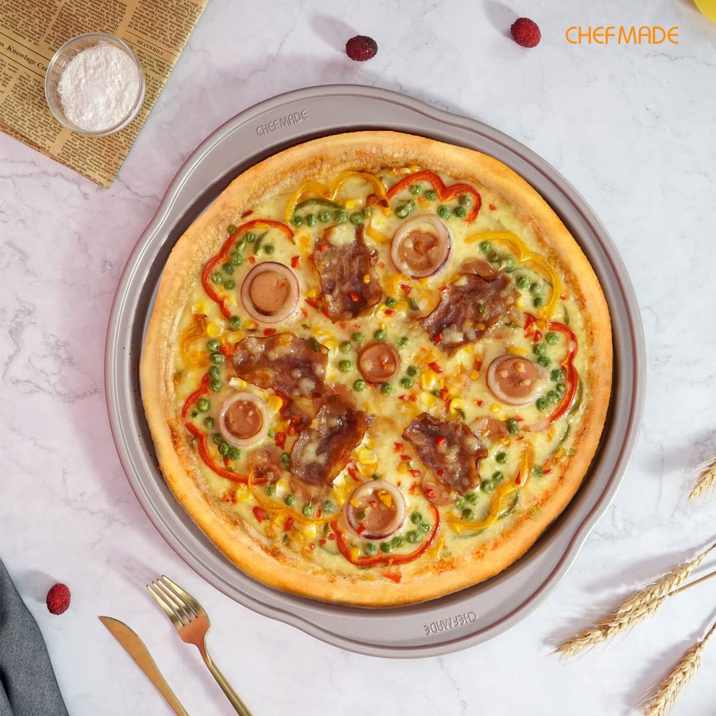 CHEFMADE Pizza pan, 14 Inch Non-Stick Pizza Tray Bakeware for Oven Baking (Champagne Gold)