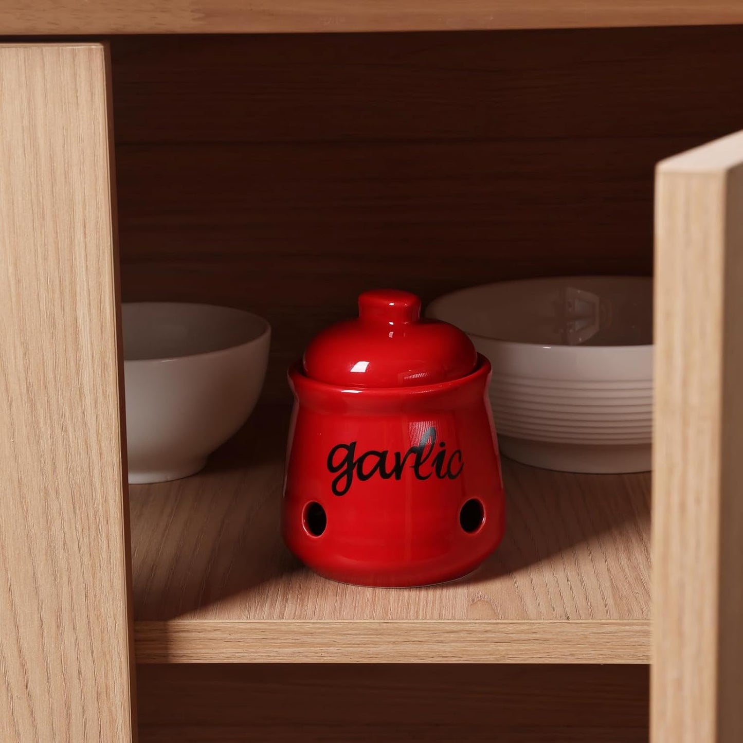 HAOTOP Garlic Keeper with Lid, Ceramic Mini Garlic Saver Container for Countertop, Farmhouse Kitchen Decor (Red)