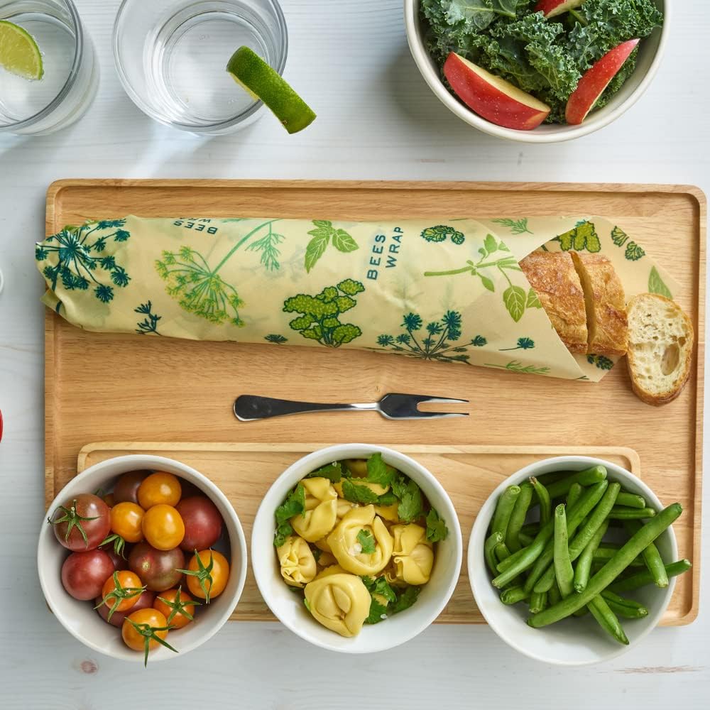Bee's Wrap Vegan Beeswax Wraps for Food - Assorted 7 Pack (2S, 2M, 2L, & 1 Bread) Made in USA Reusable & Organic Food Wraps & Bowl Covers - Eco-Friendly Alternative to Aluminum Foil & Plastic Wrap