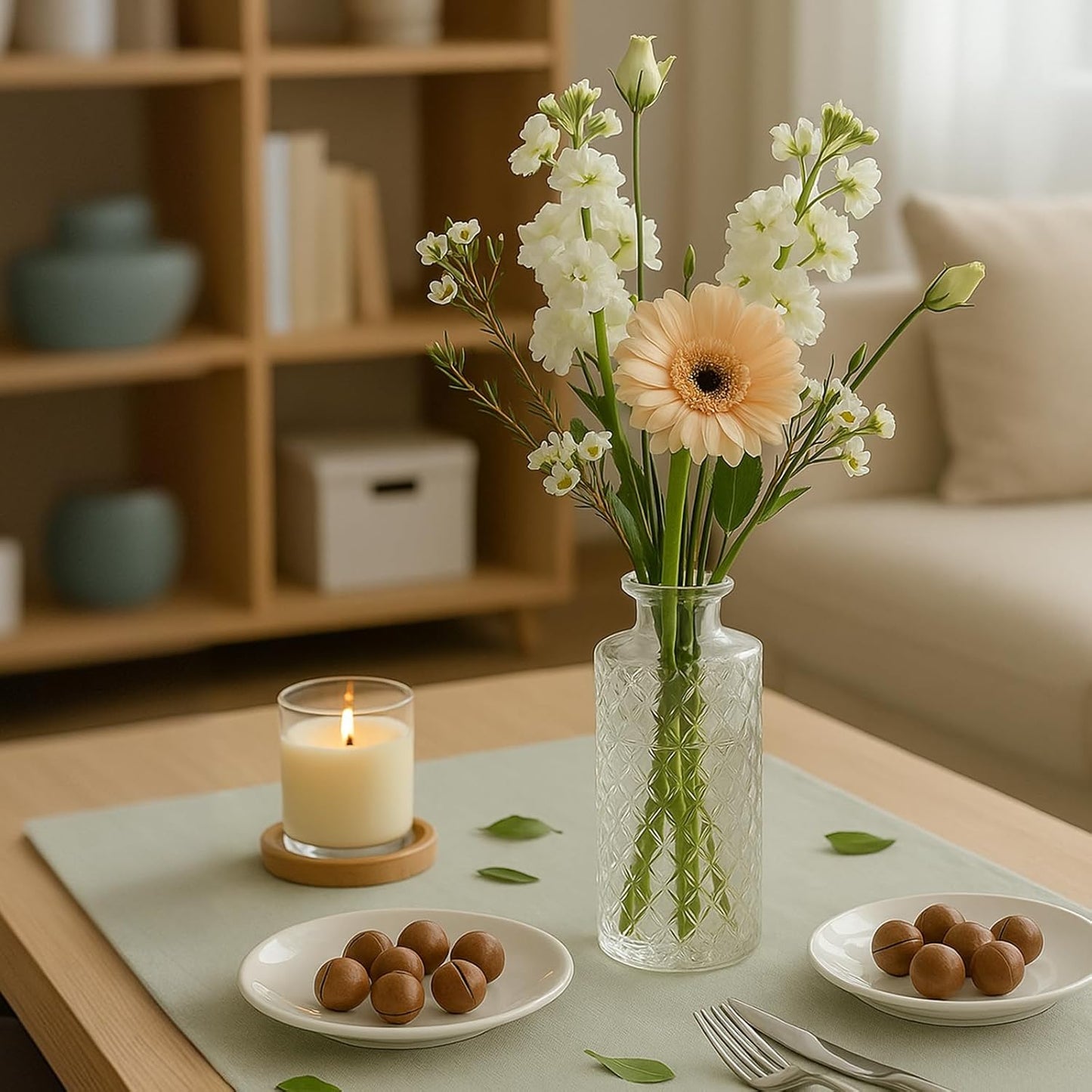 Glass Bud Vase Set of 3 Pcs, Small Clear Bud Vases for Flowers, Vintage Vases for Centerpiece Table Wedding Decorations Home Decor Glass Bottles for Birthday Party Anniversary