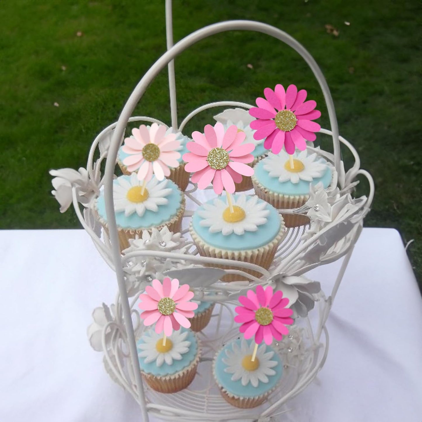 24Pcs Daisy Cupcake Toppers Flower Cake Topper Decorations Daisy Cake Decorations Chrysanthemum Cupcake Toppers Spring Daisy Flower Cake Picks for Birthday Wedding Supplies Rose Red Pink