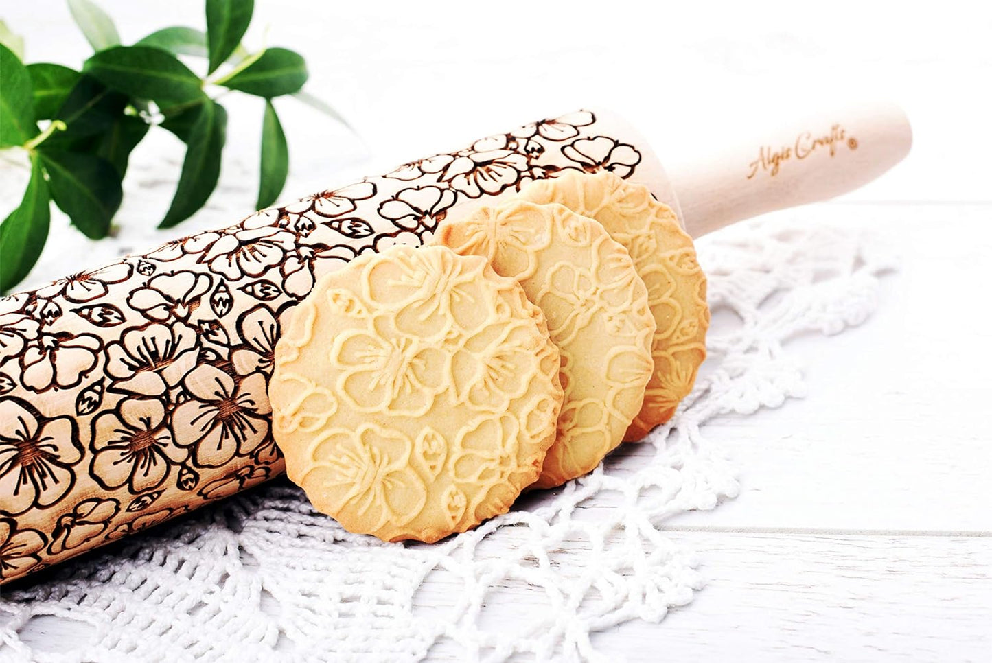 Embossed rolling pin SAKURA. Leafy green and flowering plants on embossed dough roller