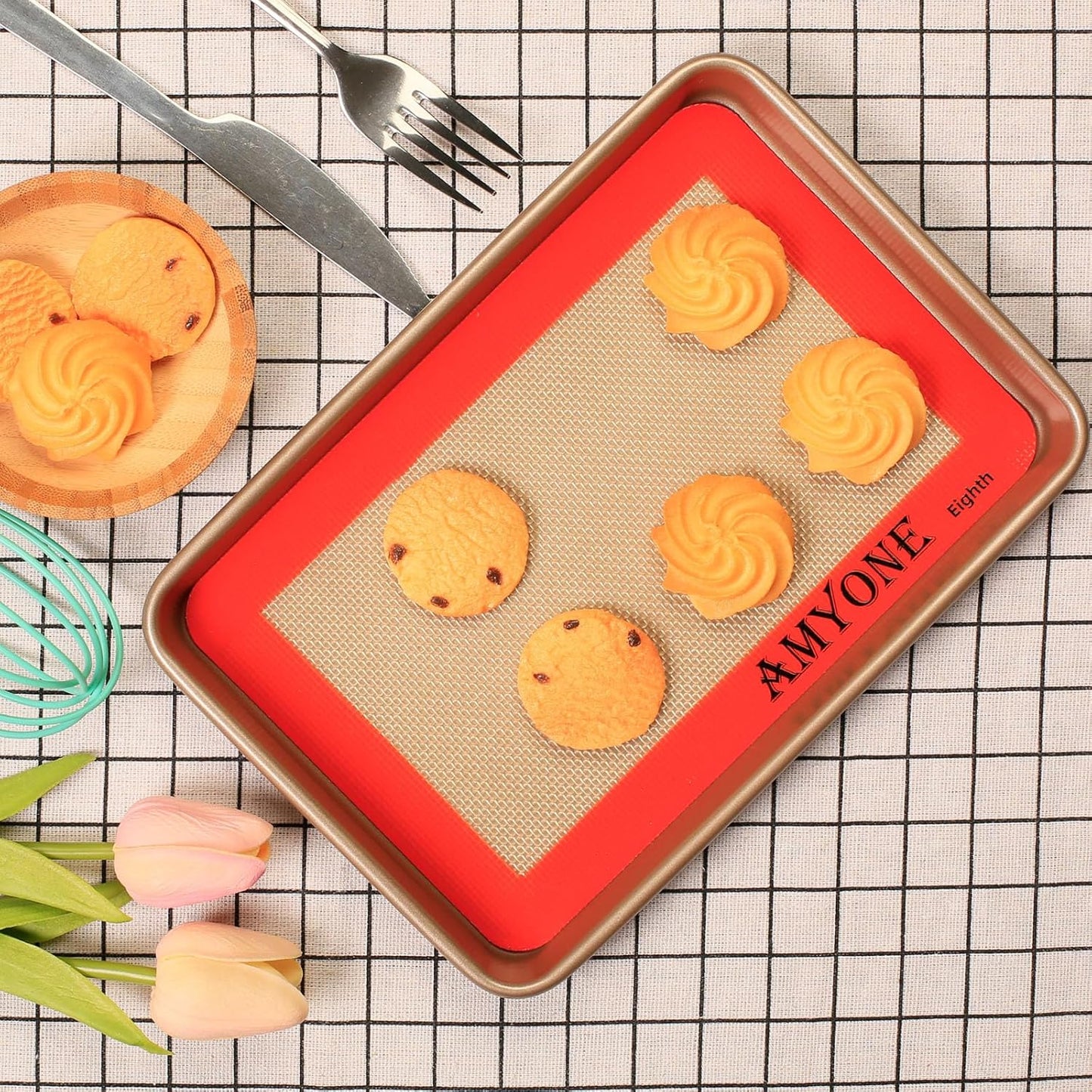 AMYONE Silicone Baking Mat for 1/8 Sheet Pan, Eighth Non-Stick Silicone Baking Sheet Liner for Cookie Macaron Bread Pastry, Food Grade Silicone Mat for 9 x 7-inch Small Toaster Oven Tray, 2 PCS