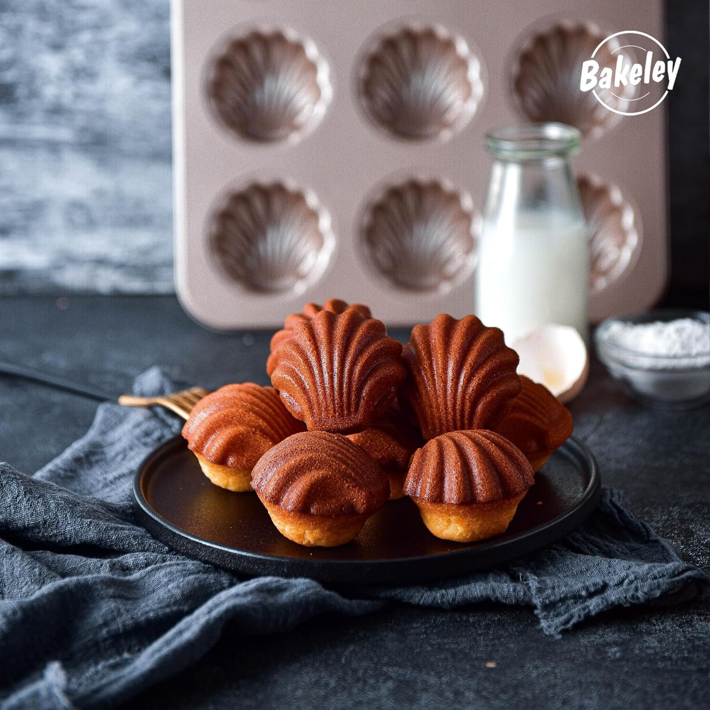 Madeleine Mold Cake Pan, 9-Cavity Non-Stick Spherical Shell Madeline Bakeware for Oven Baking (Champagne Gold)